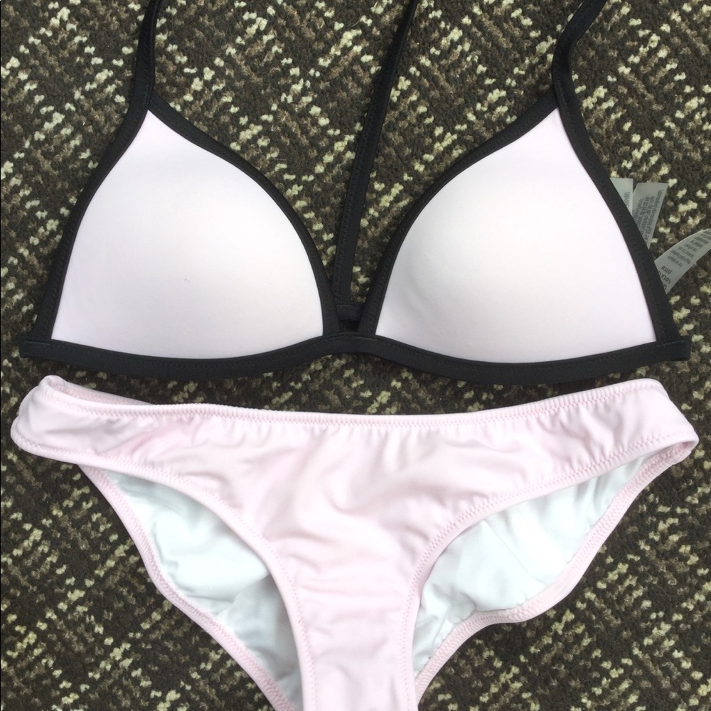 PINK bikini ๐๐ - Picture 1 of 4